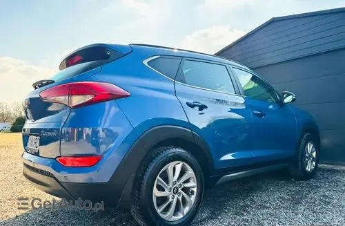 HYUNDAI Tucson 