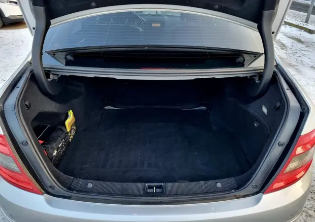 MERCEDES-BENZ Klasa C 200 CDI Avantgarde