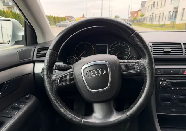 AUDI A4 Avant 2.0 TDI