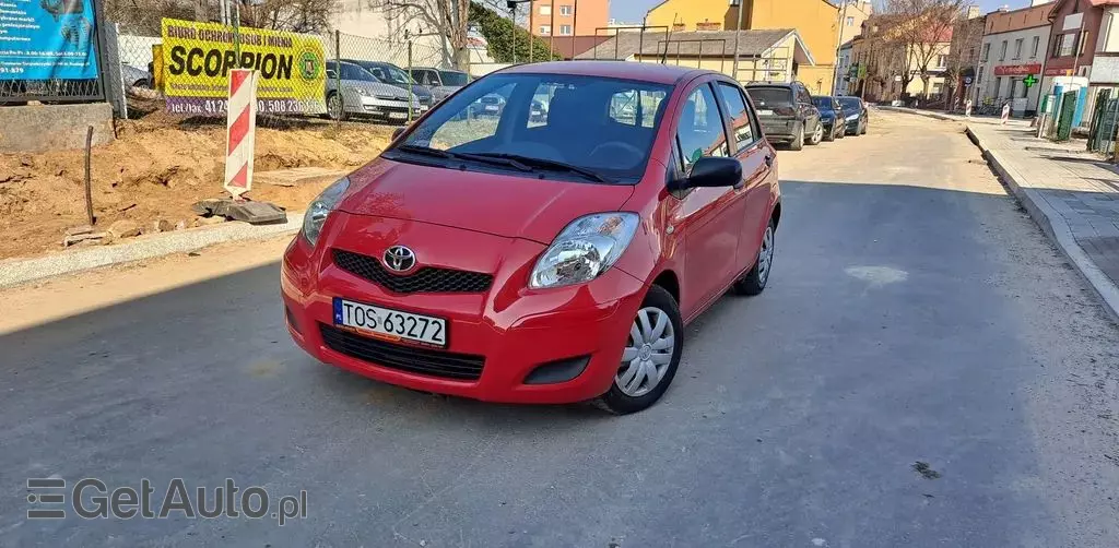 TOYOTA Yaris 