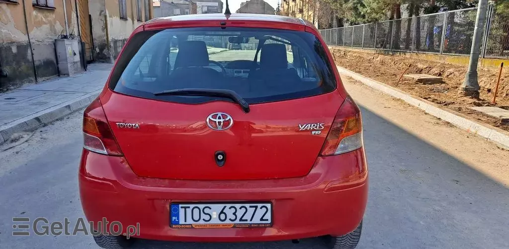 TOYOTA Yaris 