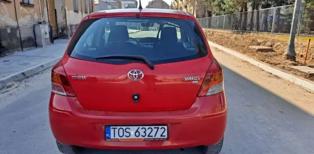 TOYOTA Yaris 