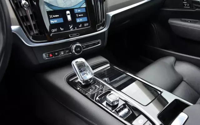 VOLVO V90 T6 Recharge AWD Geartronic Inscription