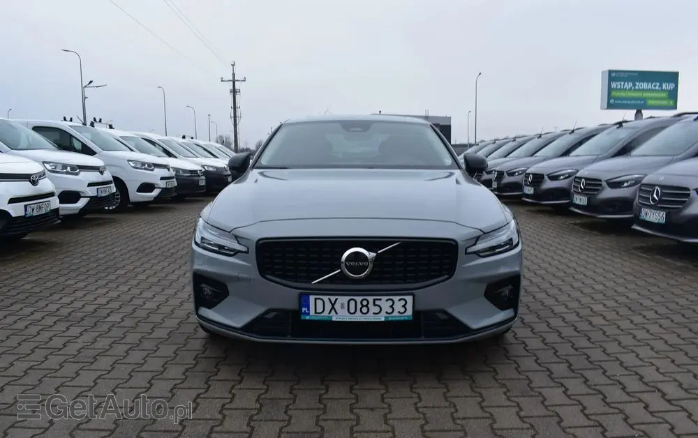 VOLVO S60 B5 B AWD Ultimate Dark