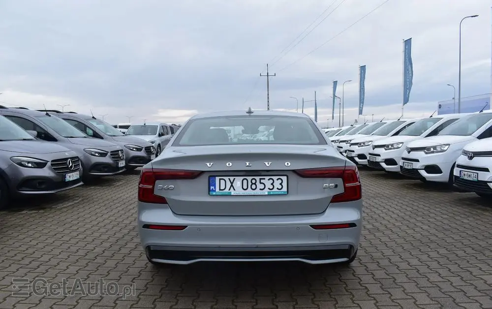 VOLVO S60 B5 B AWD Ultimate Dark