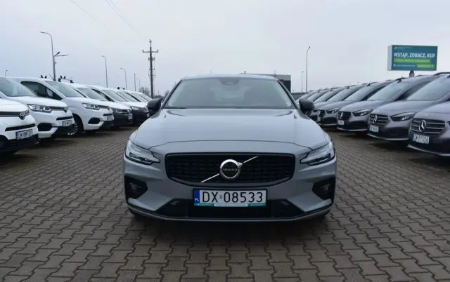 VOLVO S60 B5 B AWD Ultimate Dark