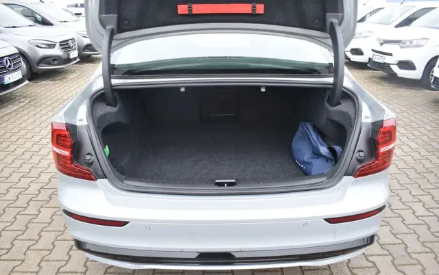 VOLVO S60 B5 B AWD Ultimate Dark