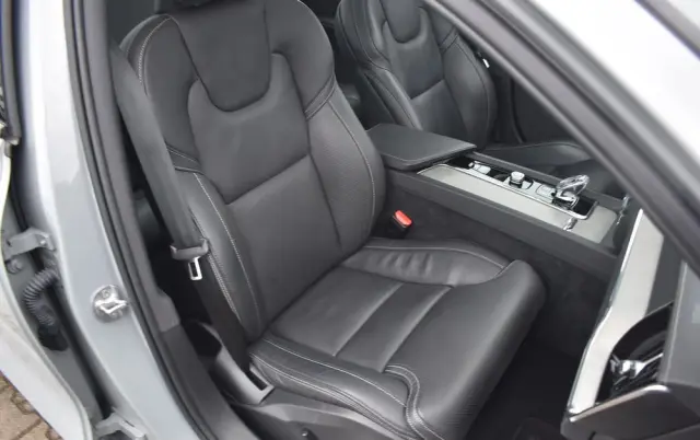 VOLVO S60 B5 B AWD Ultimate Dark