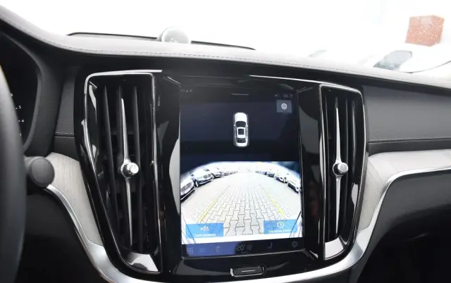 VOLVO S60 B5 B AWD Ultimate Dark