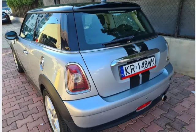 MINI Cooper 