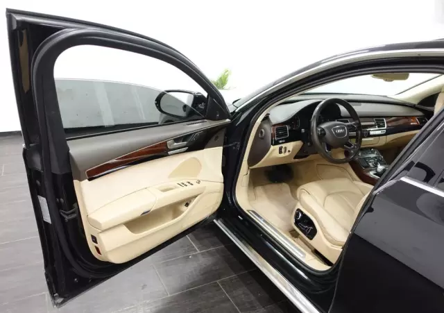 AUDI A8 3.0 TFSI Quattro