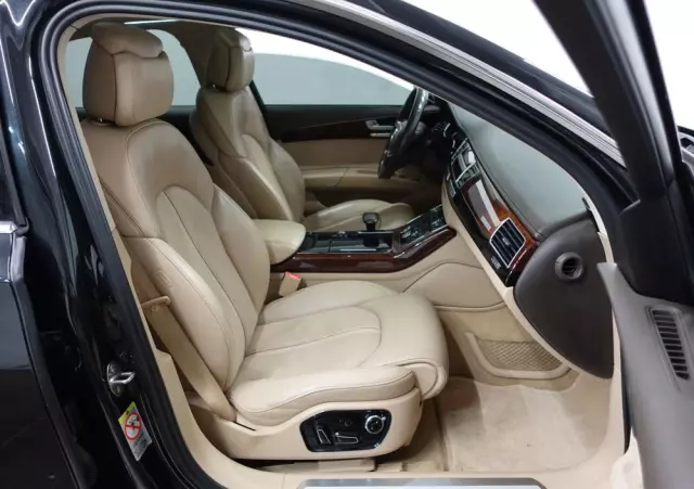 AUDI A8 3.0 TFSI Quattro