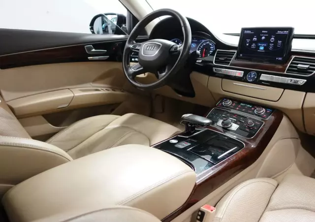 AUDI A8 3.0 TFSI Quattro