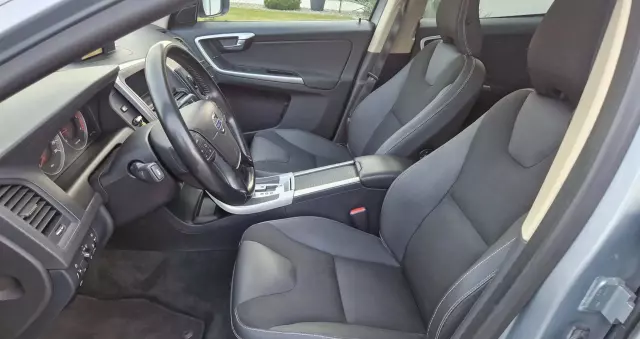 VOLVO XC 60 D3 Kinetic