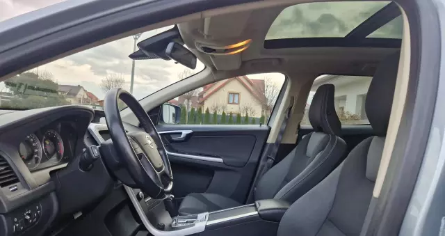 VOLVO XC 60 D3 Kinetic