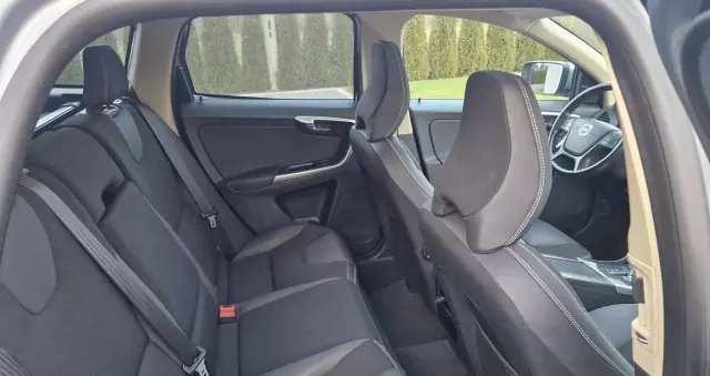 VOLVO XC 60 D3 Kinetic