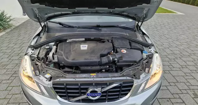 VOLVO XC 60 D3 Kinetic
