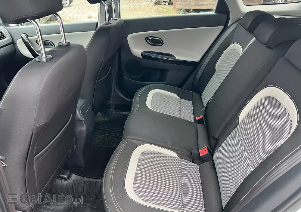 KIA Ceed 1.6 CRDi 128 ISG SW Dream-Team Edition