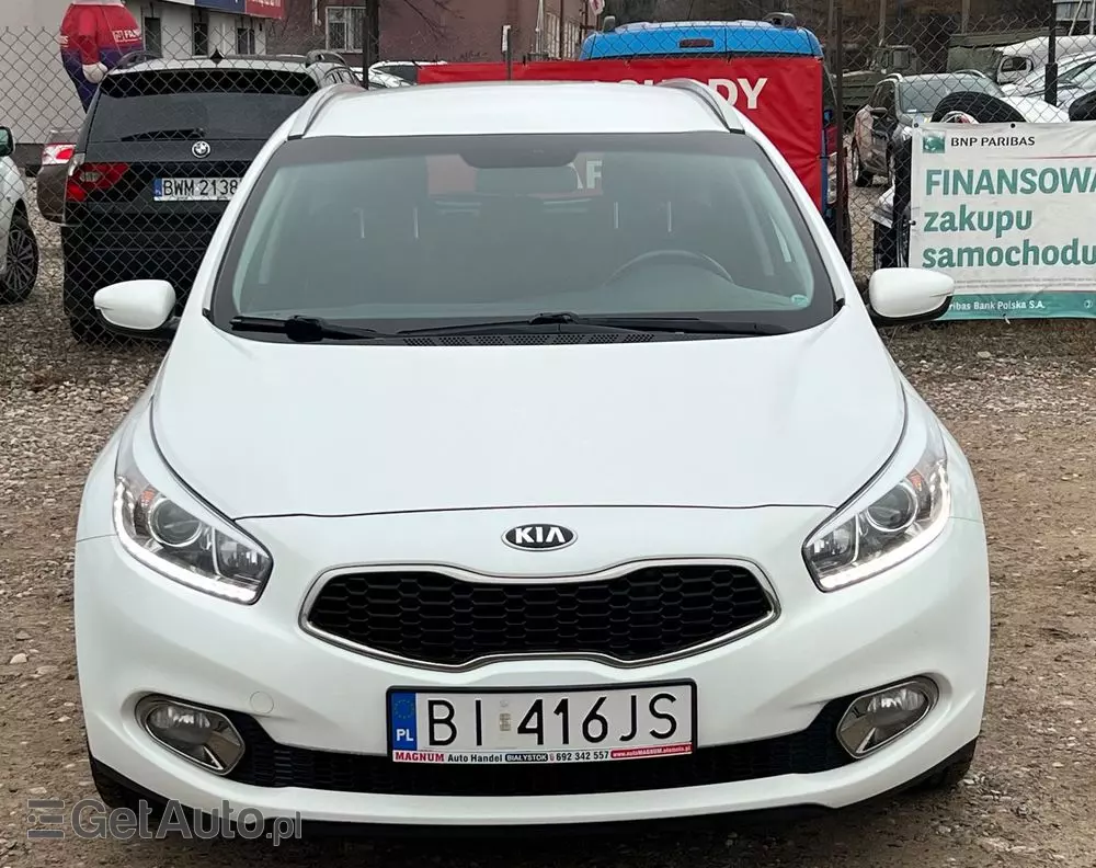KIA Ceed 1.6 CRDi 128 ISG SW Dream-Team Edition