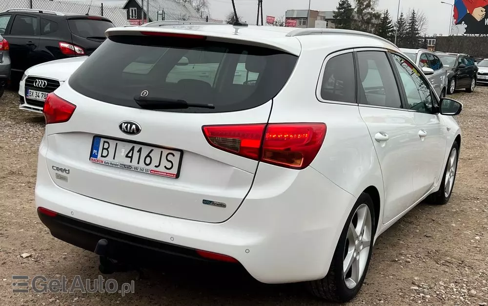 KIA Ceed 1.6 CRDi 128 ISG SW Dream-Team Edition
