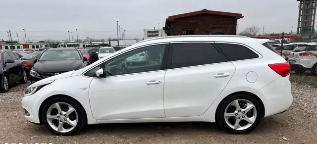 KIA Ceed 1.6 CRDi 128 ISG SW Dream-Team Edition