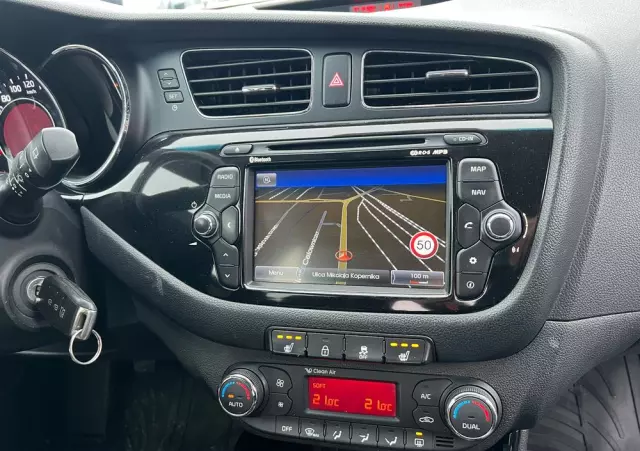 KIA Ceed 1.6 CRDi 128 ISG SW Dream-Team Edition