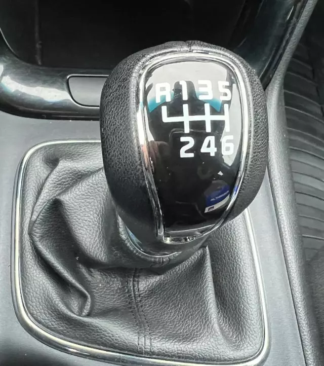 KIA Ceed 1.6 CRDi 128 ISG SW Dream-Team Edition