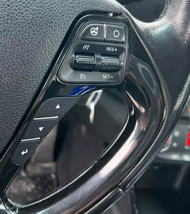 KIA Ceed 1.6 CRDi 128 ISG SW Dream-Team Edition