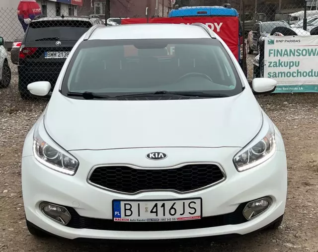 KIA Ceed 1.6 CRDi 128 ISG SW Dream-Team Edition