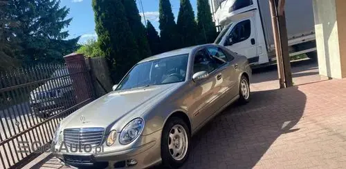 MERCEDES-BENZ Klasa E 