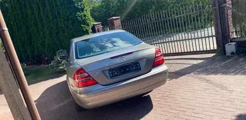 MERCEDES-BENZ Klasa E 