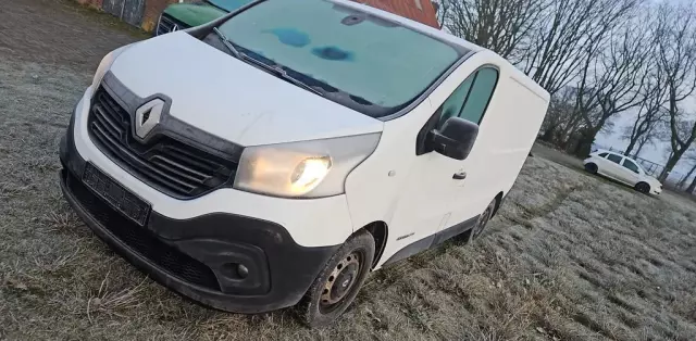 RENAULT Trafic 