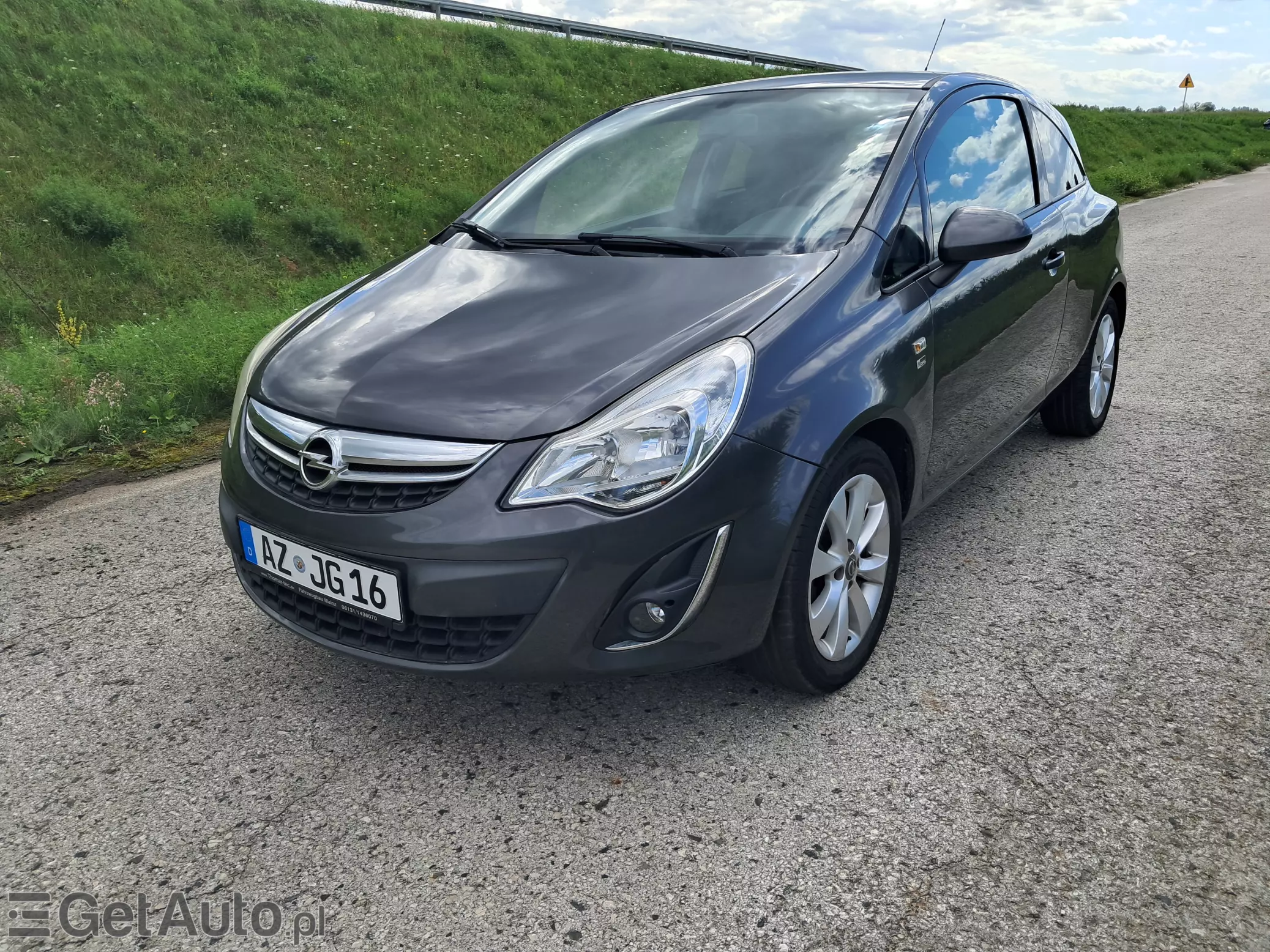 OPEL Corsa Edition 150