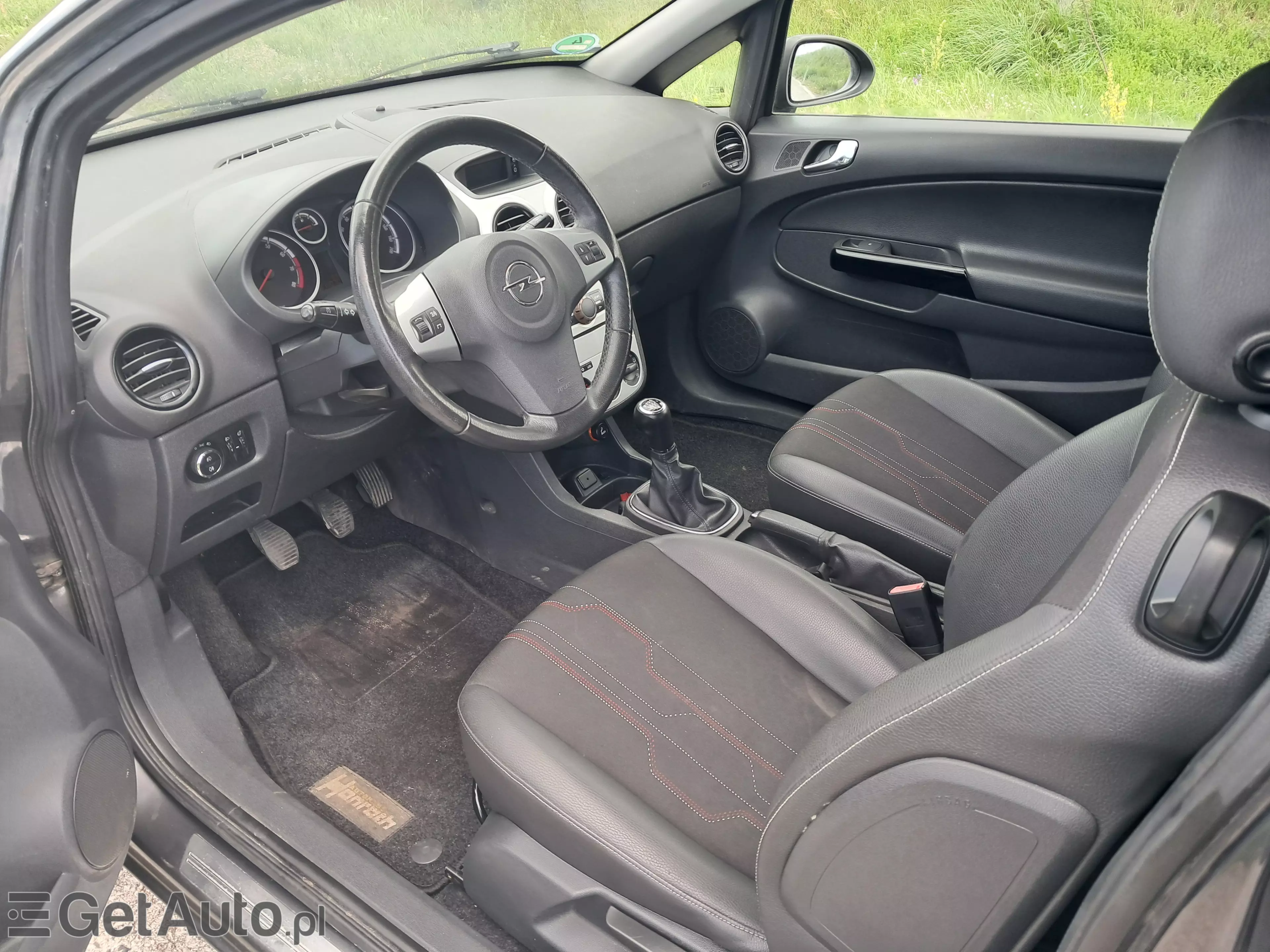 OPEL Corsa Edition 150