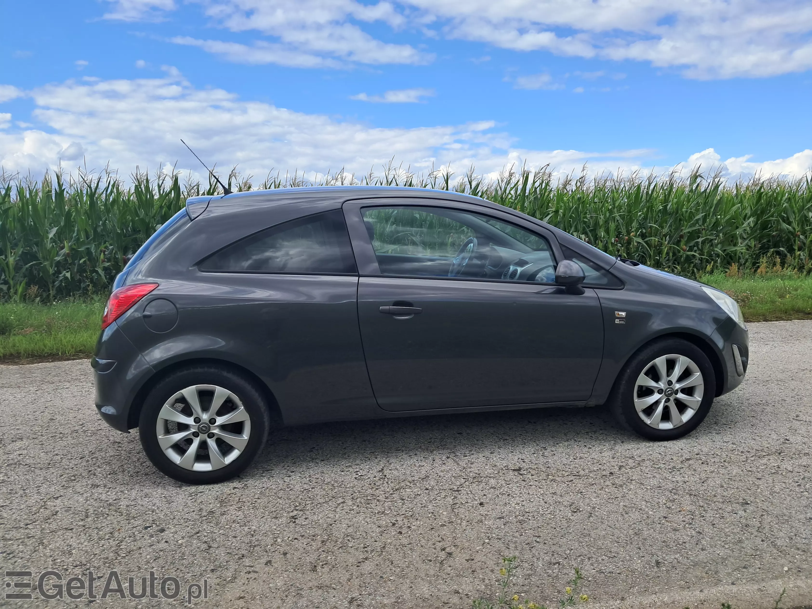 OPEL Corsa Edition 150