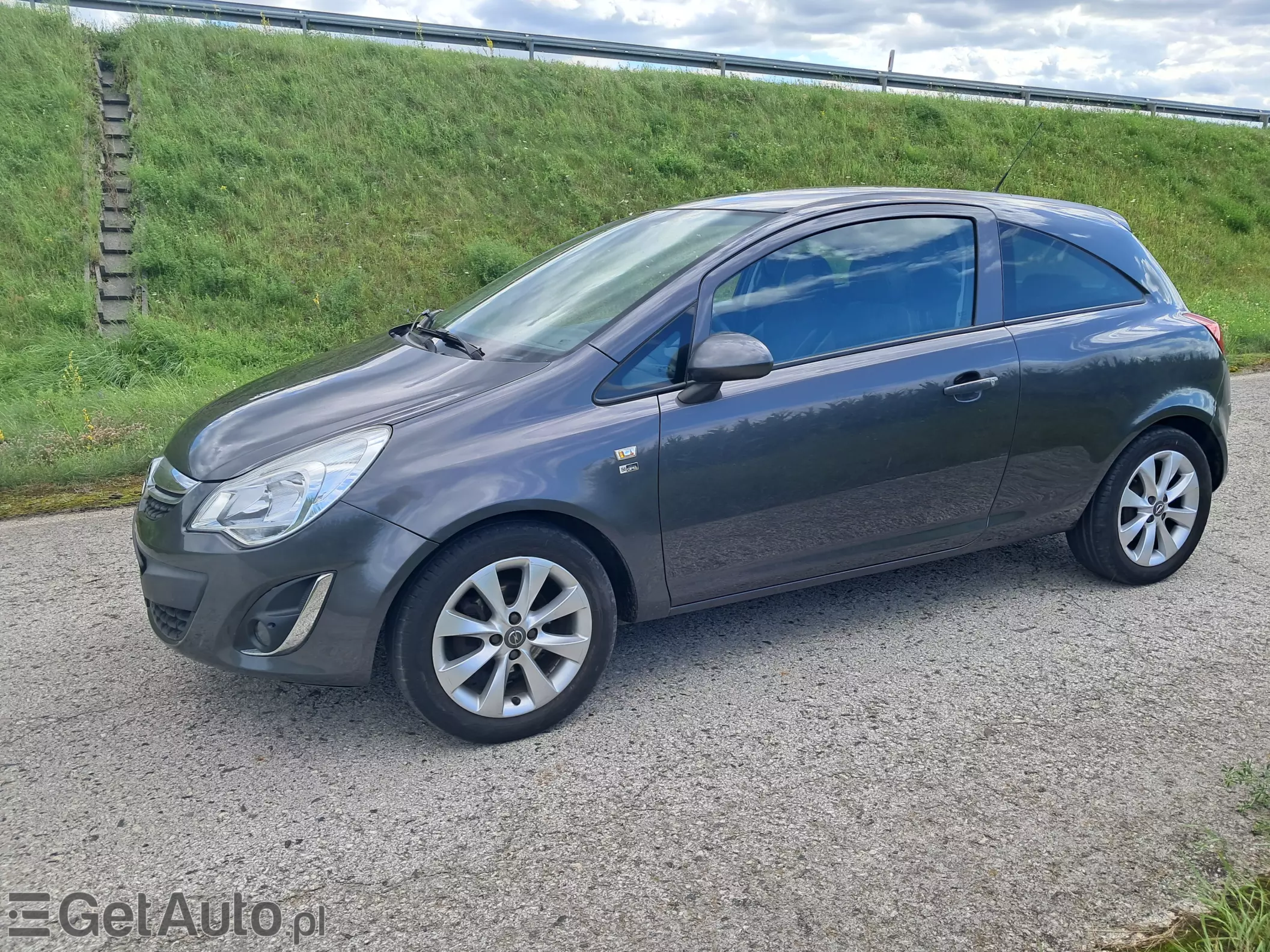OPEL Corsa Edition 150