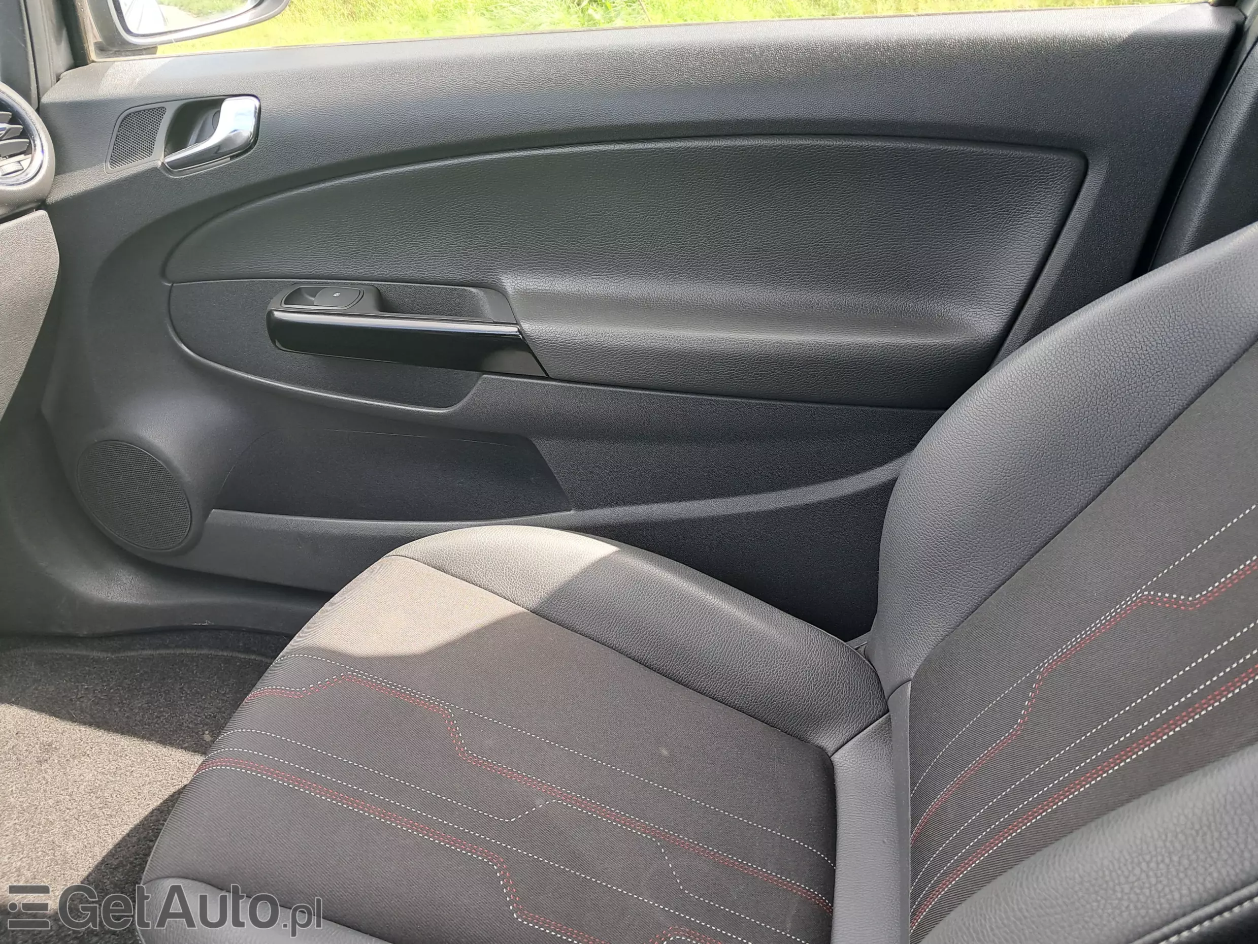 OPEL Corsa Edition 150