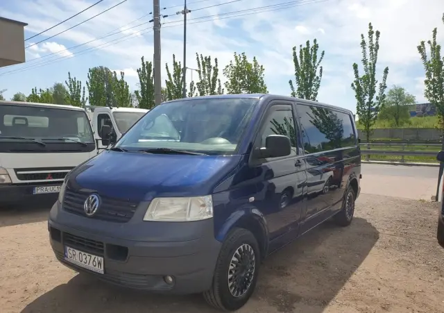 VOLKSWAGEN T5 
