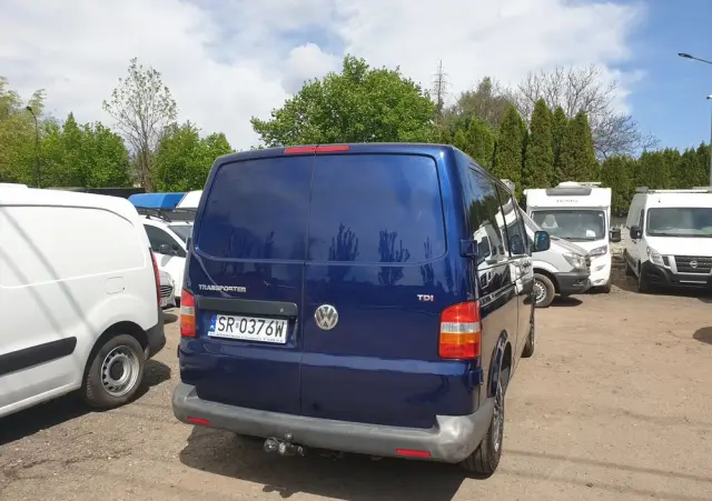 VOLKSWAGEN T5 