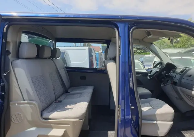 VOLKSWAGEN T5 