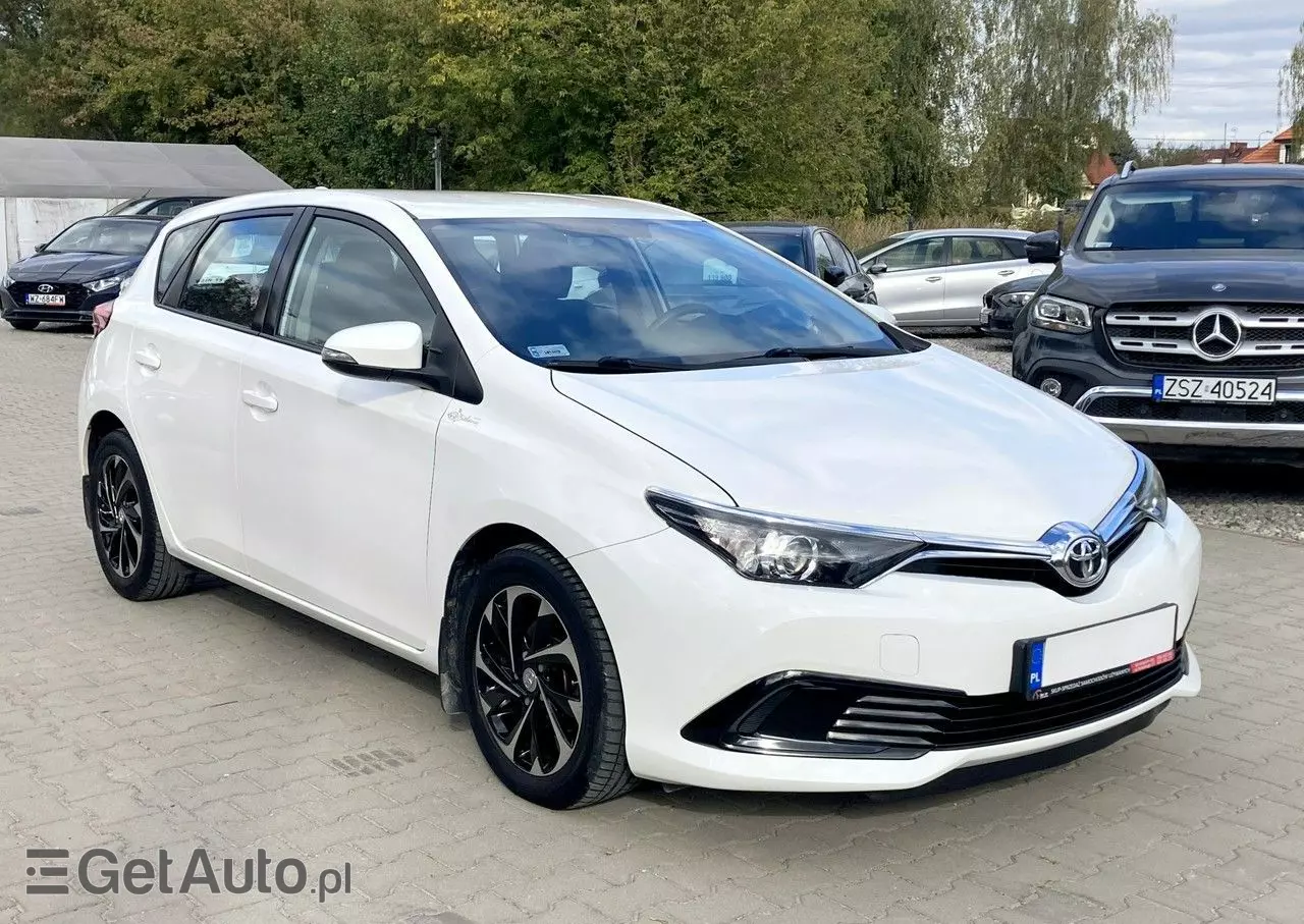TOYOTA Auris 1.4 D-4D Active