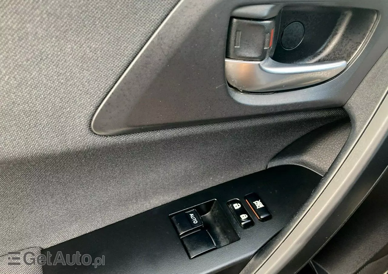 TOYOTA Auris 1.4 D-4D Active