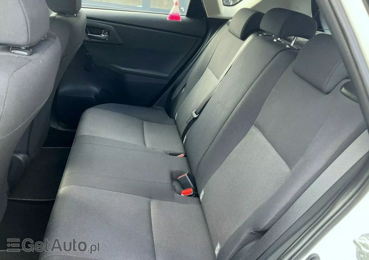 TOYOTA Auris 1.4 D-4D Active
