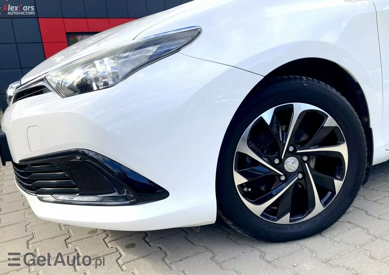 TOYOTA Auris 1.4 D-4D Active