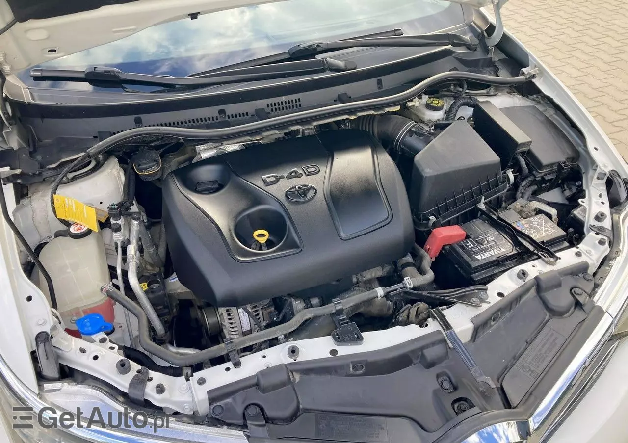 TOYOTA Auris 1.4 D-4D Active