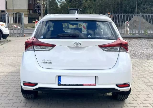 TOYOTA Auris 1.4 D-4D Active