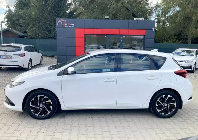 TOYOTA Auris 1.4 D-4D Active