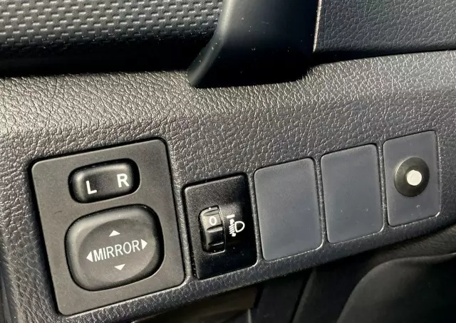 TOYOTA Auris 1.4 D-4D Active