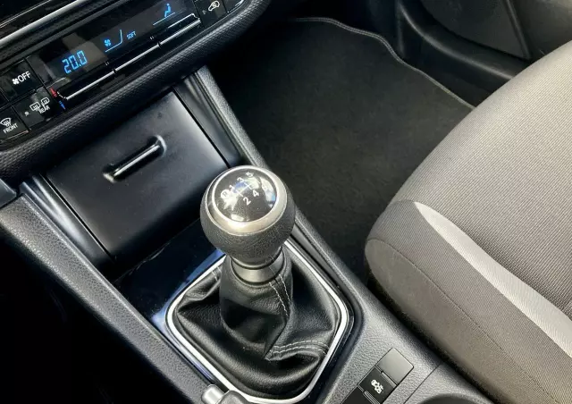 TOYOTA Auris 1.4 D-4D Active