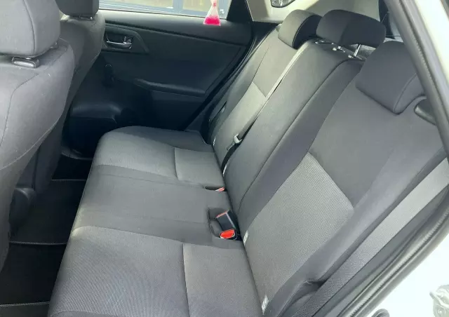 TOYOTA Auris 1.4 D-4D Active